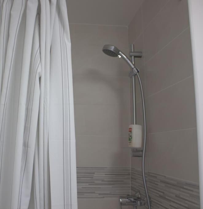 Studio Paris Sud A Cote Du Metro Daire Villejuif Dış mekan fotoğraf